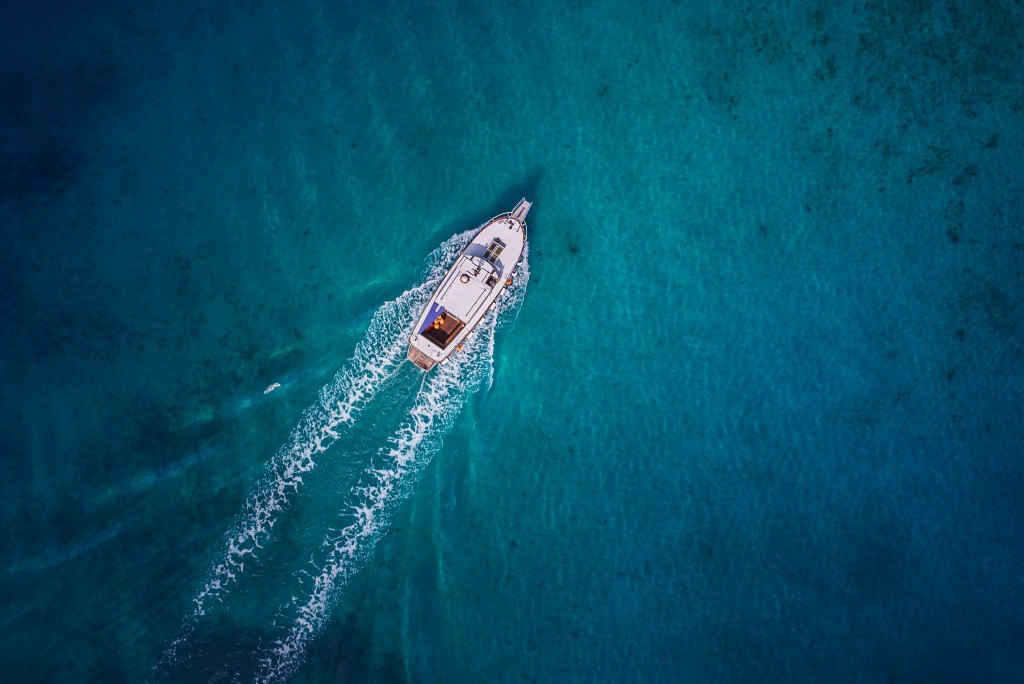 yacht