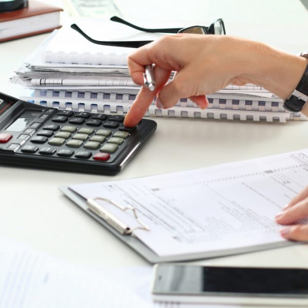 woman doing budgeting